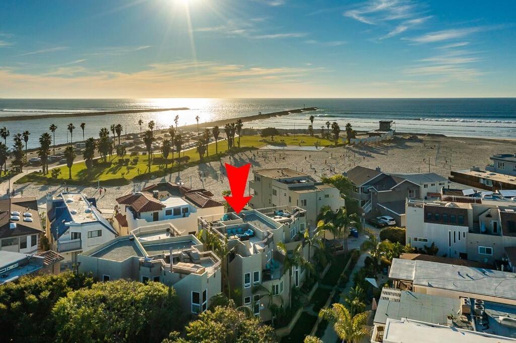 Stunning South Mission Home With Private Rooftop & Ocean Views! Сан-Дієго Екстер'єр фото